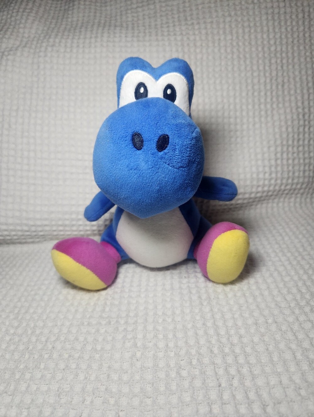 Blue Plush Yoshi Dinosaur Toy with Pink & Yellow Feet Nintendo Mario